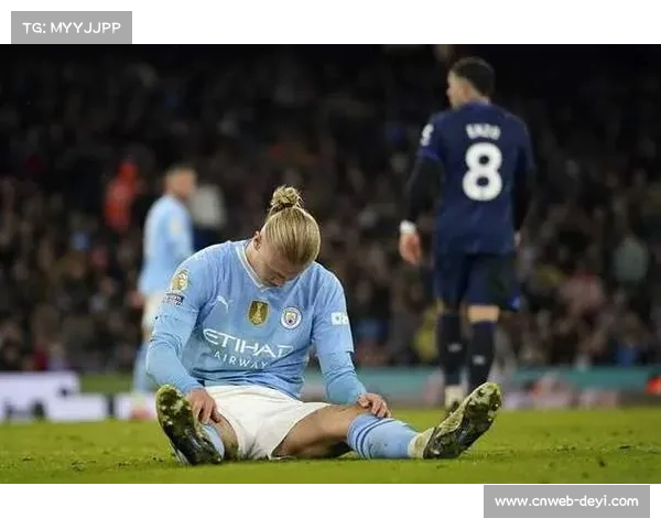 哈兰德爆射中柱，曼城错失扩大比分良机